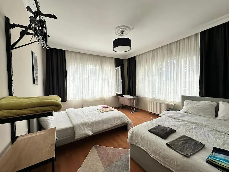 شقة New Comfy Flat, 4Br, 4Acs, Taksim اسطنبول 0*,  تركيا
